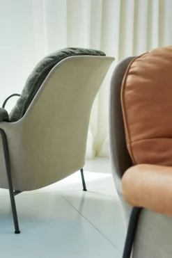 Fogia Lyra fåtölj, svart stål - brun Kvadrat Safire 0001