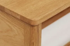 Form & Refine A Line skohylla, ek