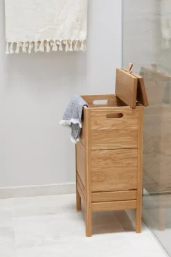 Form & Refine A Line tvättkorg, ek