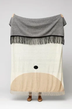 Form & Refine Aymara pläd, 190 x 130 cm, krämigt mönster