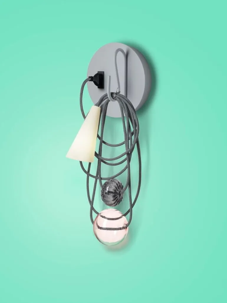 Foscarini Filo vägglampa, Amethyst Queen