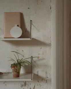 Frama D27 hylla, 60 cm, varmvitt stål