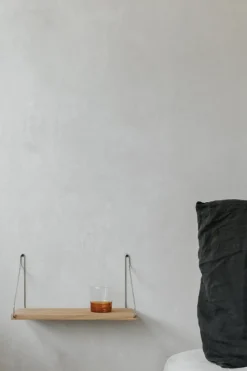 Frama D27 vägghylla, 40 cm, ek - mässing