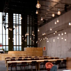 Frama E27 pendellampa, mässing - svart