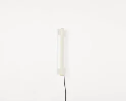 Frama Eiffel Single vägglampa, 50 cm, kräm