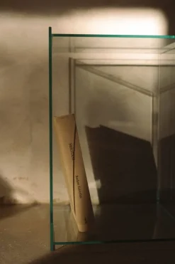 Frama Rivet Box soffbord, klarglas