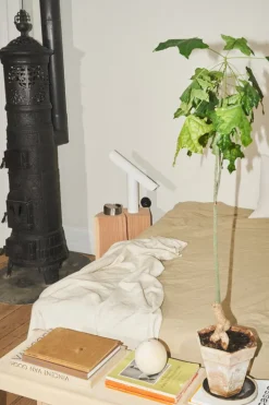 Frama T-Lamp bordslampa, vit