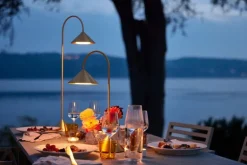 Frandsen Grasp, portabel bordslampa, 47 cm, mässing