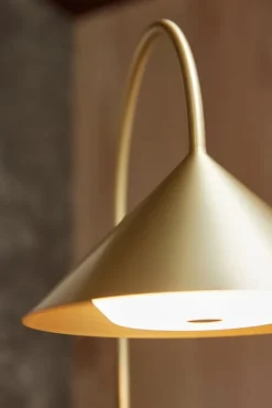 Frandsen Grasp, portabel bordslampa, 47 cm, mässing