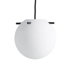 Frandsen Koi pendellampa, 19 cm, vit opal - svart