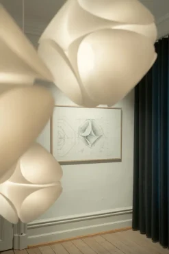 Frandsen Nova pendellampa, vit