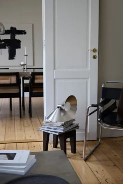 Frandsen Peel bordslampa, borstat rostfritt stål