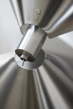 Frandsen Peel bordslampa, borstat rostfritt stål