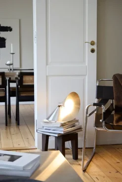 Frandsen Peel bordslampa, borstat rostfritt stål