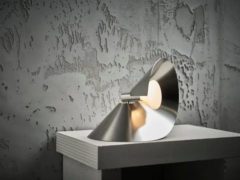 Frandsen Peel bordslampa, borstat rostfritt stål