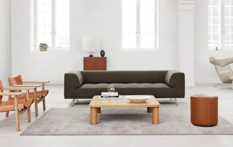 Fredericia Delphi 2-sits soffa, borstad aluminium - olivgrön Clay 14