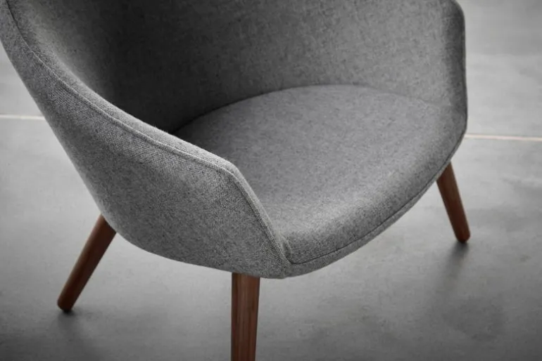 Fredericia Ditzel fåtölj, light grey - lackerad valnöt