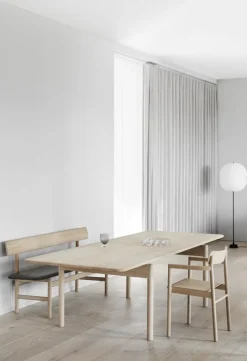 Fredericia Mogensen 3171 sittbänk, såpad ek - svart läder