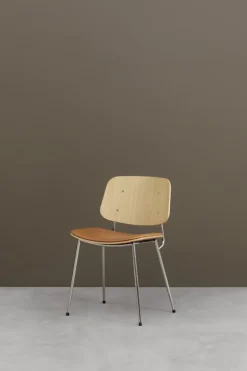 Fredericia Søborg 3061 stol, krombas, lackad ek - cognacläder