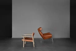 Fredericia Wegner Ox-stol, borstad krom - konjakfärgat läder