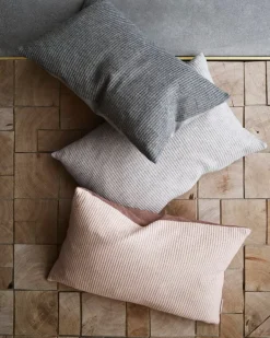 Fritz Hansen Aiayu kudde, 40 x 60 cm, antracit