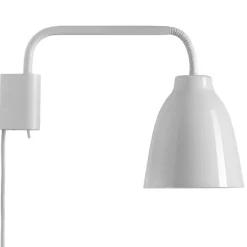 Fritz Hansen Caravaggio Read vägglampa, opal