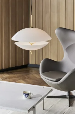 Fritz Hansen Clam pendellampa, 44 cm, opal
