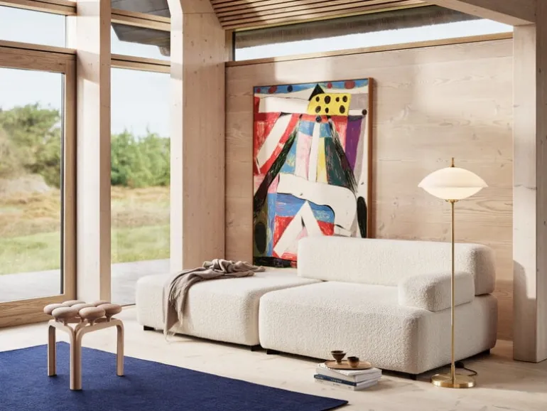 Fritz Hansen Utzon pall, oljad bok
