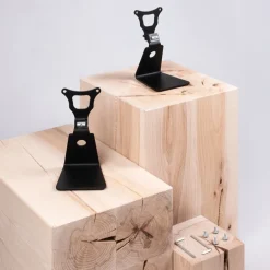 Genelec Bordsstativ för G One högtalare, L-formad, svart