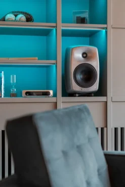 Genelec G Four aktiv högtalare, RAW aluminium