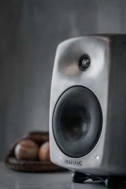Genelec G Three (B) aktiv högtalare, RAW aluminium