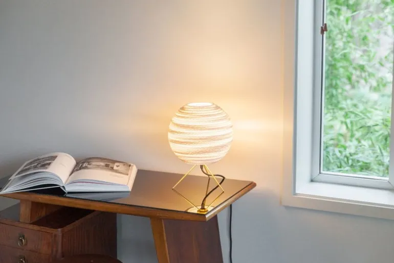 Graypants Moon bordslampa, vit