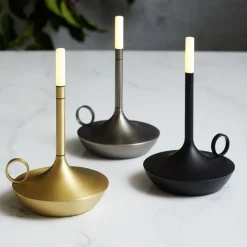 Graypants Wick S bärbar bordslampa, mässing