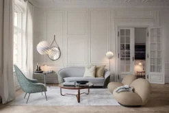 GUBI Adnet spegel, M, svart läder