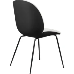 GUBI Beetle stol, matt svart - beige - Light Boucle 001
