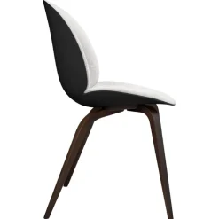 GUBI Beetle stol, rökt ek - svart - Light Boucle 001
