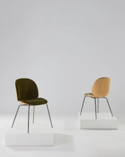 GUBI Beetle stol, svart krom - ek - Mumble 40