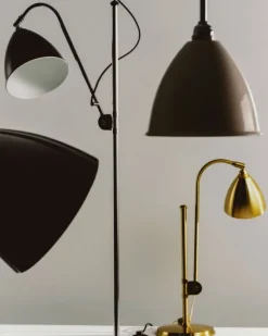 GUBI Bestlite BL3 golvlampa, S, krom - mattsvart