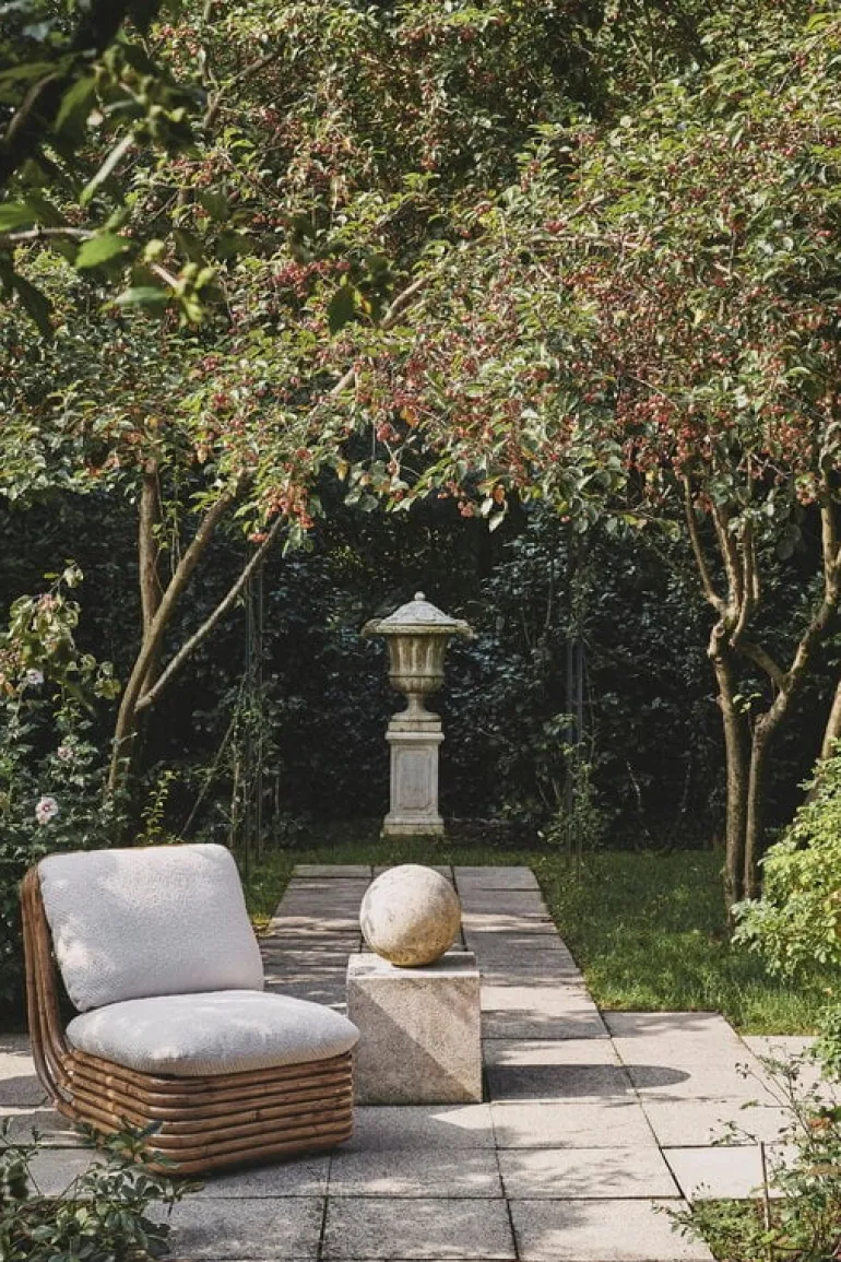 GUBI Bohemian 72 loungefåtölj, rotting - Diagonal Boucle 007