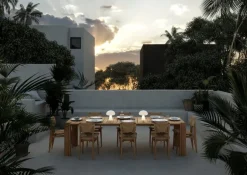 GUBI C-Chair Outdoor, naturlig - teak