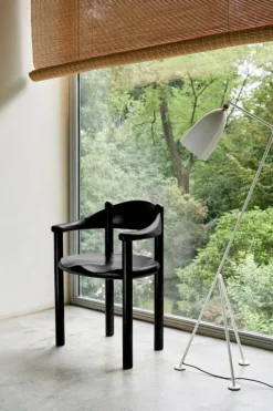 GUBI Daumiller fåtölj, svartbetsad furu