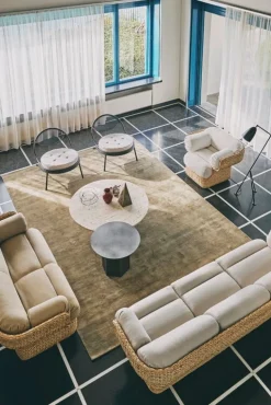 GUBI Epic soffbord, runt, 110 cm, vit travertin