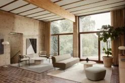 GUBI Epic soffbord, runt, 110 cm, vit travertin