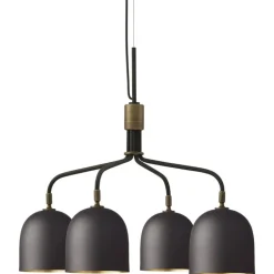 GUBI Howard ljuskrona, 4 armar, kort, mässing i gunmetal