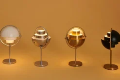 GUBI Multi-Lite bärbar bordslampa, mässing - mässing