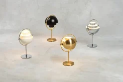 GUBI Multi-Lite bärbar bordslampa, mässing - svart