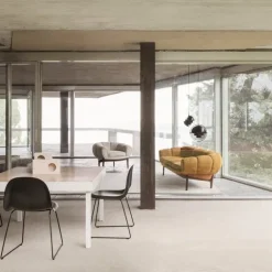 GUBI Multi-Lite liten pendellampa, svart mässing