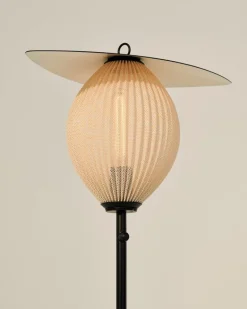 GUBI Satellite Outdoor golvlampa, svart - gräddvit