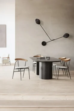 GUBI Satellite vägglampa, soft black - halvmatt