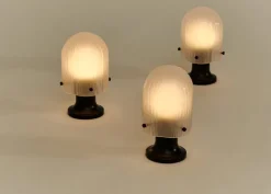 GUBI Seine bärbar lampa, antikbehandlad mässing - vit